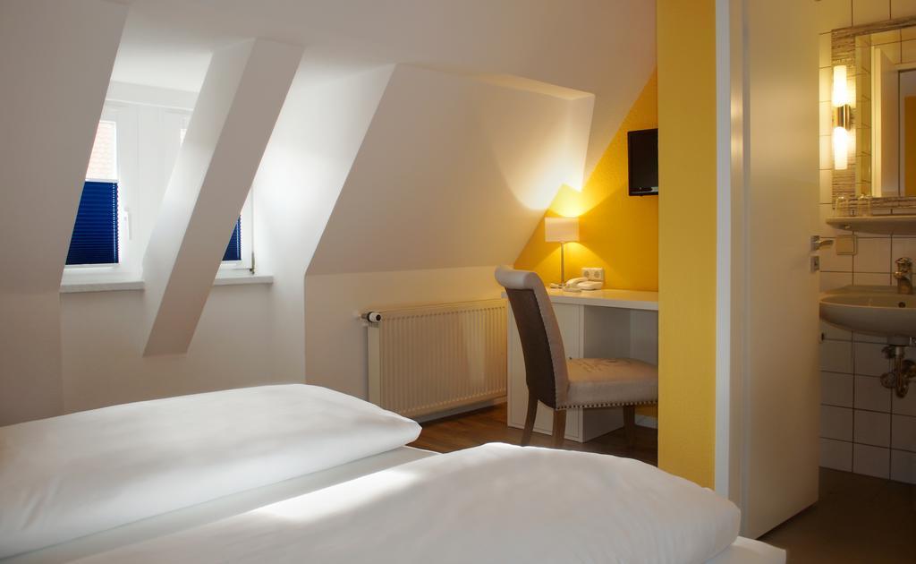 Hotel Am Obermarkt ไฟรแบร์ก ภายนอก รูปภาพ