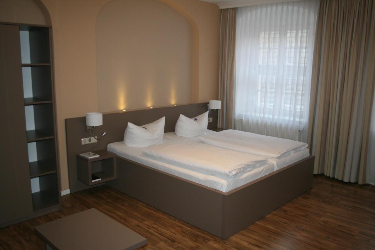 Hotel Am Obermarkt ไฟรแบร์ก ภายนอก รูปภาพ
